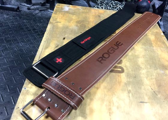 Ceinture nylon ou cuir pour la force